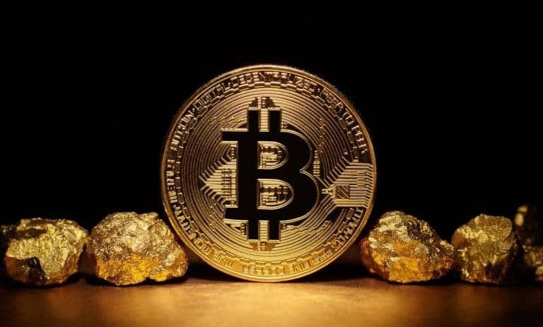 طلا یا بیت کوین 