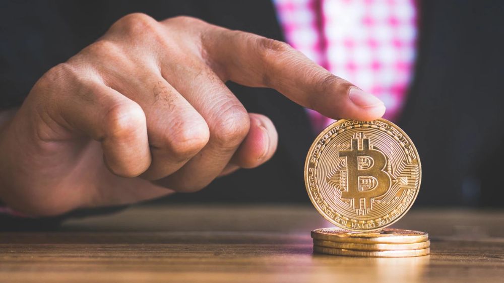 آیا سرمایه گذاری بیت کوین سود آور است ؟